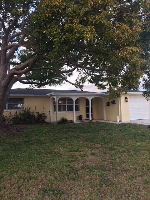 7221 Ashwood Drive, 