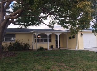 7221 Ashwood Dr, Port Richey, FL 34668
