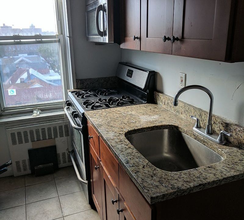 1st image of 9335 Lamont Ave APT 7I