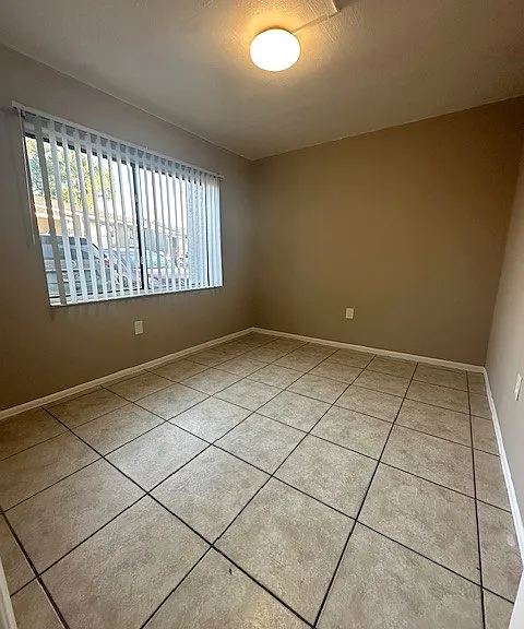 4212 Desoto Ave #27 — Photo 4