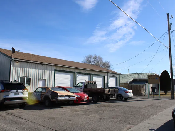 280 Cedar St, Blackfoot, ID 83221