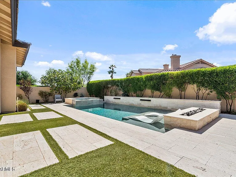 5543 E Beryl Ave — Photo 33