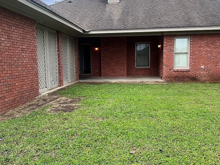 8706 Twelve Oaks Ln — Photo 11