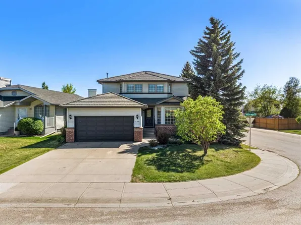 268 NE Douglas Woods Dr SE, Calgary, AB T2Z 2E8