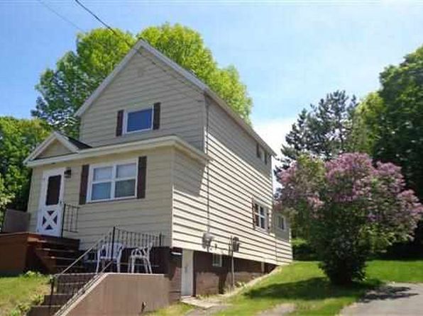 507 W Baraga Ave