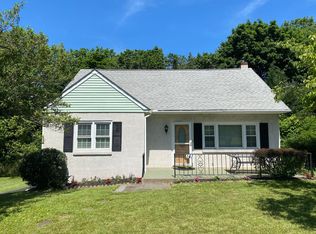 141 W Cherry Ln, Souderton, PA 18964