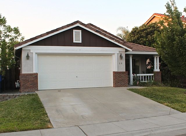 1st image of 22 White Lily Ct