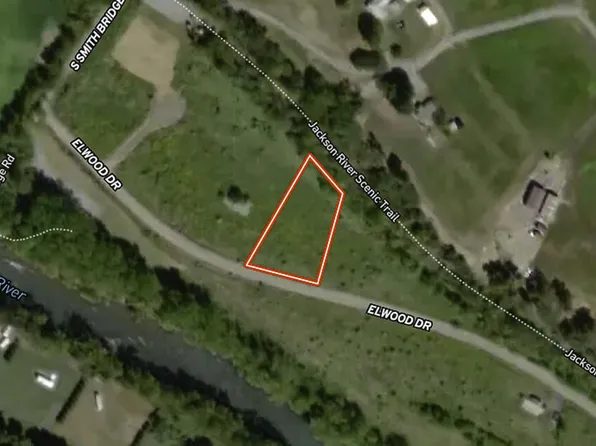 6 Elwood Dr, Hot Springs, VA 24445