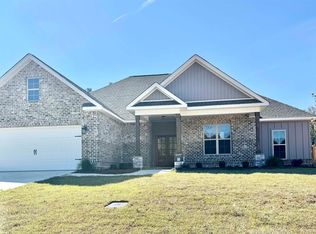 211 Golden Chestnut Bnd, Bonaire, GA 31005