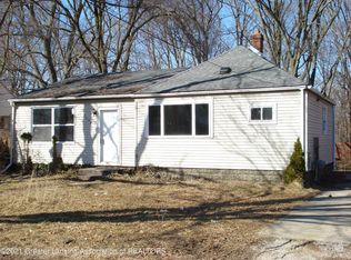 2028 Melvin Ct, Lansing, MI 48917