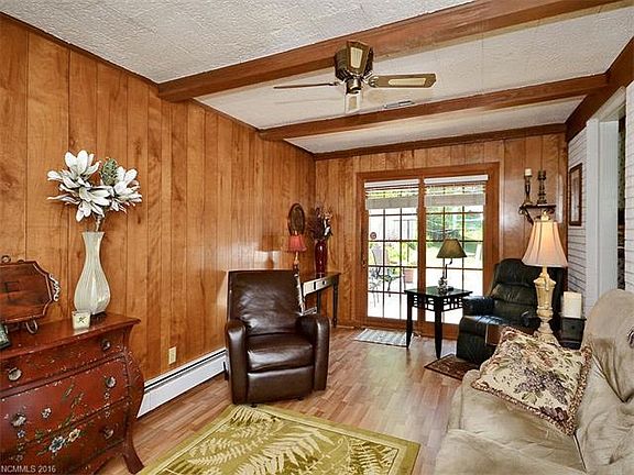 3rd image of 141 Henson Dr