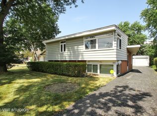 5810 Lincoln Ave, Morton Grove, IL 60053