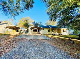 1691 Center St, Olla, LA 71465