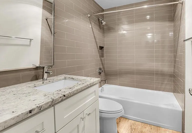 1752 NW 57th St #2 — Photo 8