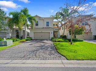 4255 Large Leaf Ln, Hollywood, FL 33021