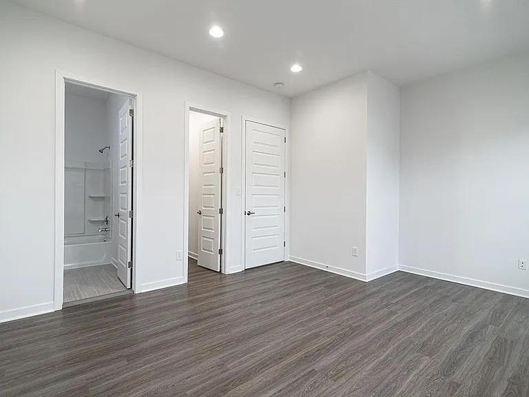 Breeze Hill by JBG Rentals — Photo 36