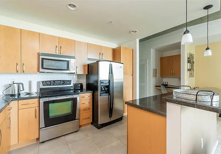 300 S Australian Ave #601 — Photo 9