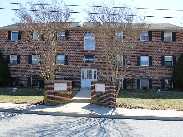 1533 Baltimore Ave — Photo 20