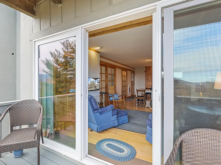 161 Skyleaf Dr #E-19 — Photo 12