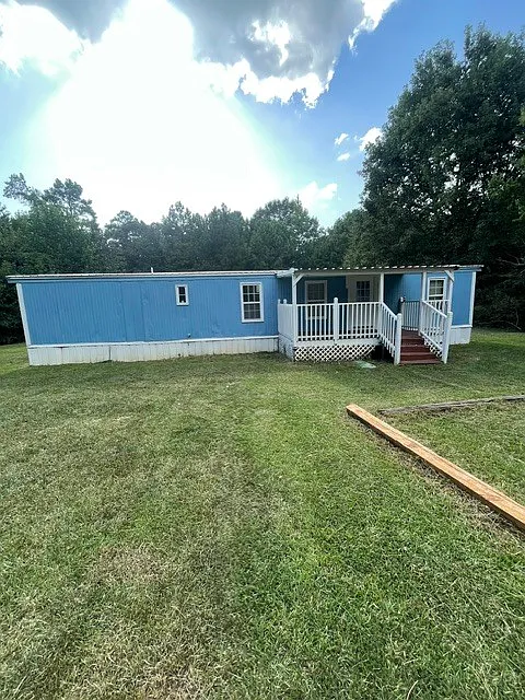 135 Banks Rd