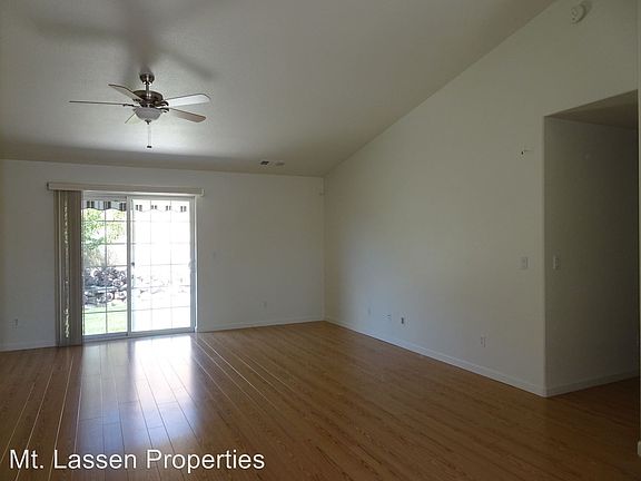 5th image of 1295 Shadow Mountain Dr