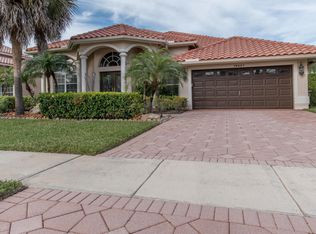 19657 Black Olive Ln, Boca Raton, FL 33498
