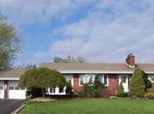 1250 N 14th St, Whitehall, PA 18052