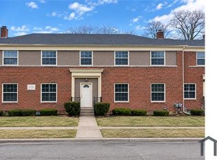 2709 Orchard Ln #2649B, Flint, MI 48504
