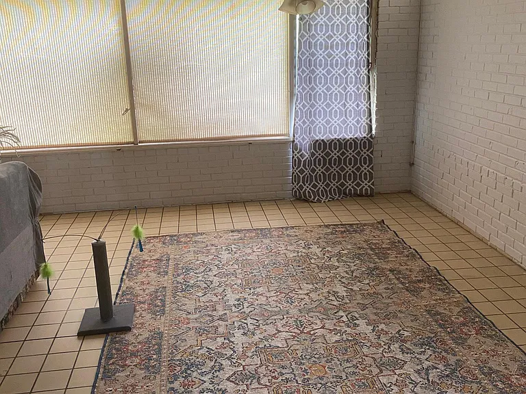 Dining room or separate bedroom