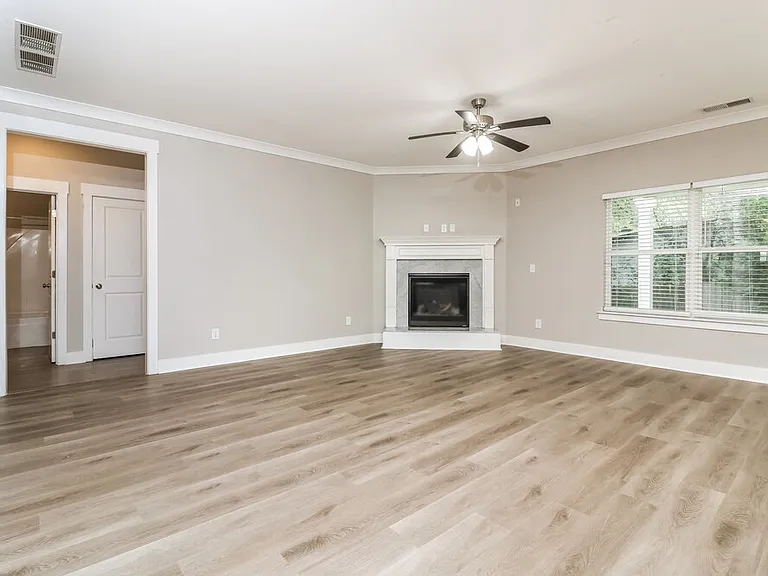 2501 Kolb Manor Cir SW — Photo 5