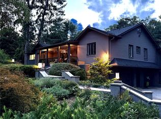 5 Busbee Rd, Asheville, NC 28803