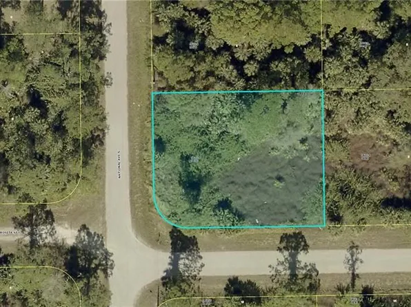 153 National AVE S, LEHIGH ACRES, FL 33974