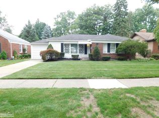 635 Huntington St, Mount Clemens, MI 48043