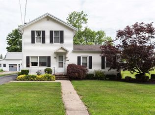 5589 Little Canada Rd, East Bethany, NY 14054