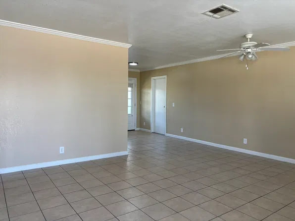 12991 Kiowa Rd APT 1, Apple Valley, CA 92308