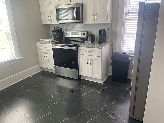 3rd image of 901 S Colorado St #1