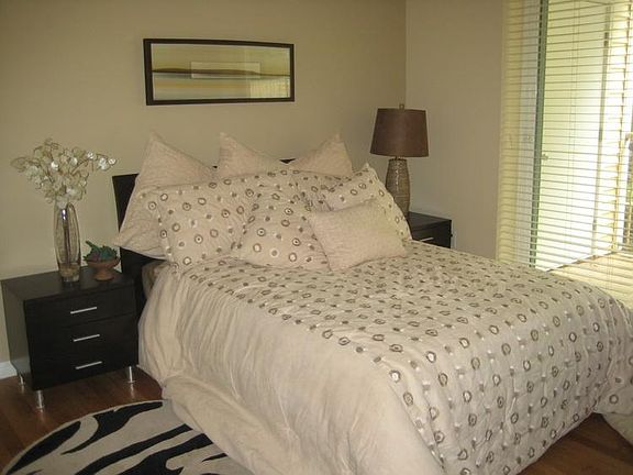 3rd image of 7126 196th St SW APT 1