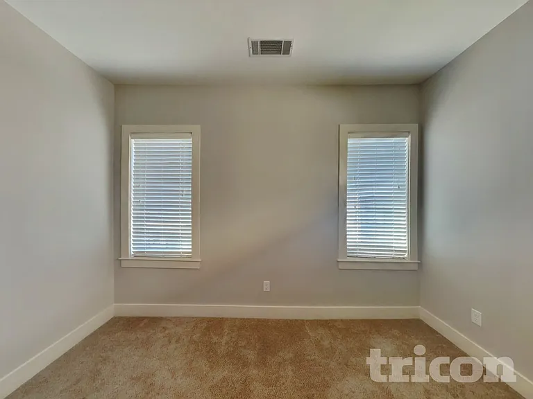 1208 Hillwood Private Cv — Photo 10