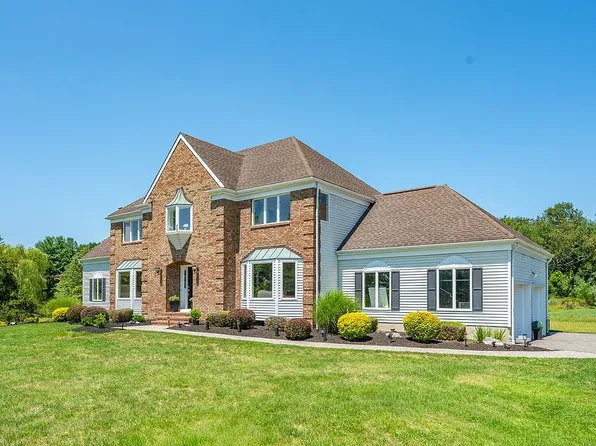 103 Briar Way, Neshanic Station, NJ 08853