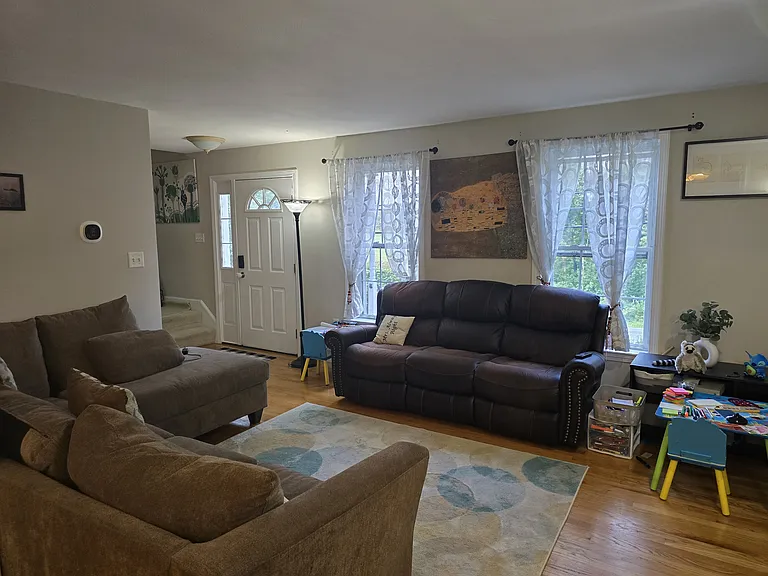 1650 Front St — Photo 3