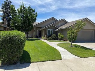303 Douma Way, Ripon, CA 95366