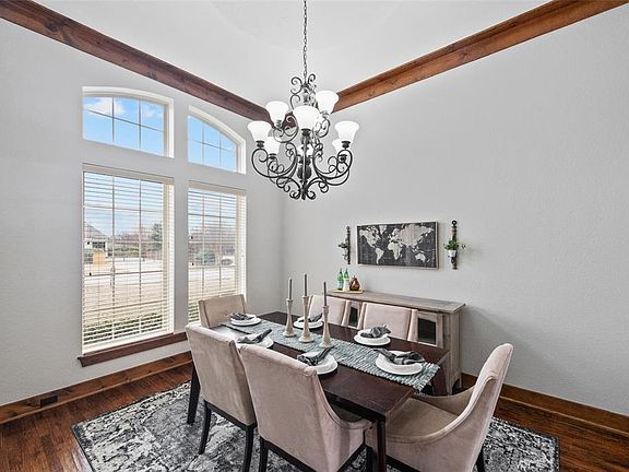 4th image of 2024 Woodbury Ct