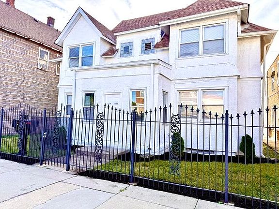 2nd image of 13310 S Brandon Ave