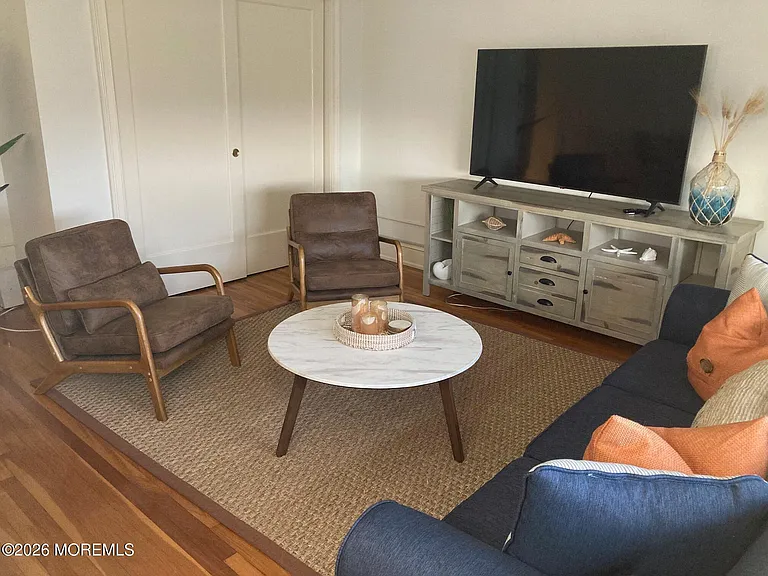 1700 Webb St #5F — Photo 13