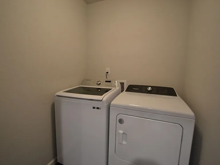 8719 Shady Ridge Grv — Photo 12