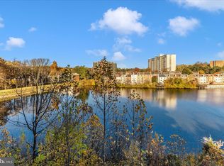 7505 Democracy Blvd APT A338, Bethesda, MD 20817