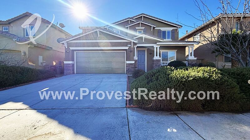 1st image of 13171 La Crescenta Ave