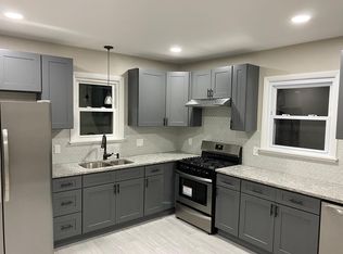 32 Crandall St FLOOR 1, Providence, RI 02908