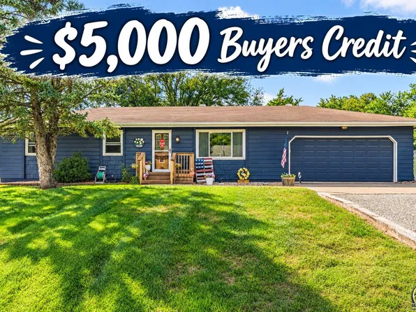 5001 NW Kendall Dr, Topeka, KS 66618