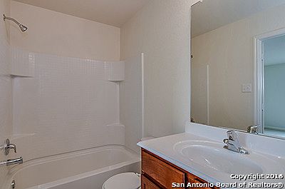 5th image of 6007 Pleasant Lk